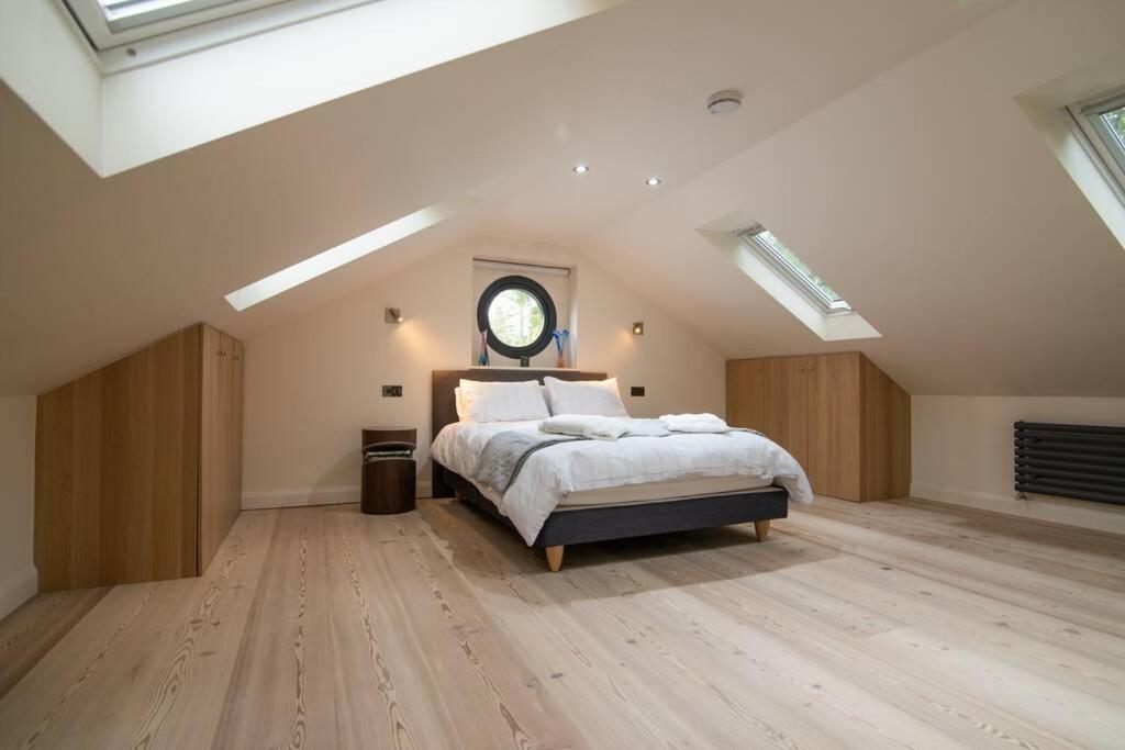 Luxury Coach House Next To Woodland In Knutsford 빌라 외부 사진