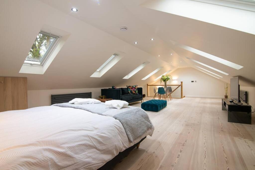 Luxury Coach House Next To Woodland In Knutsford 빌라 외부 사진